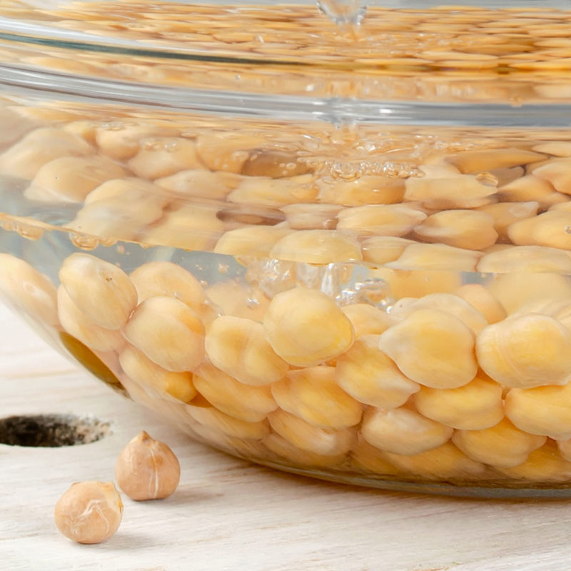 soaking chickpeas (garbanzo beans)