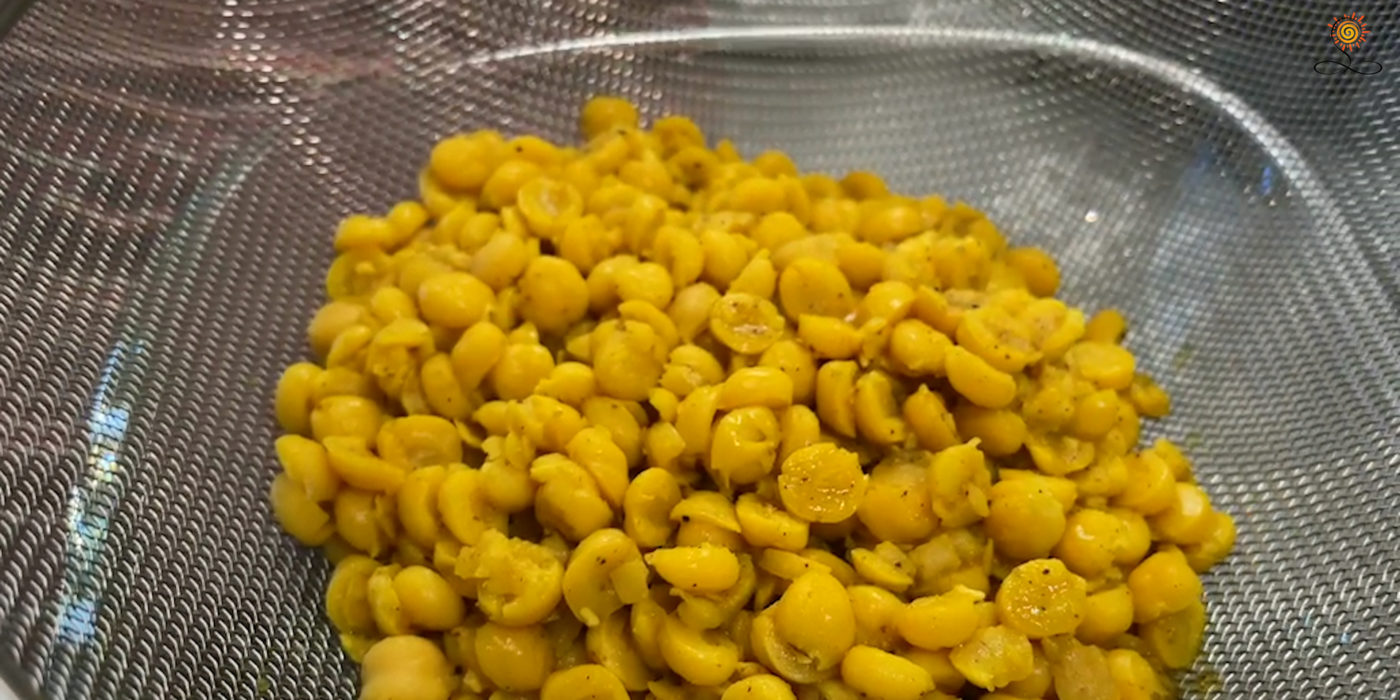 cooked chickpeas 