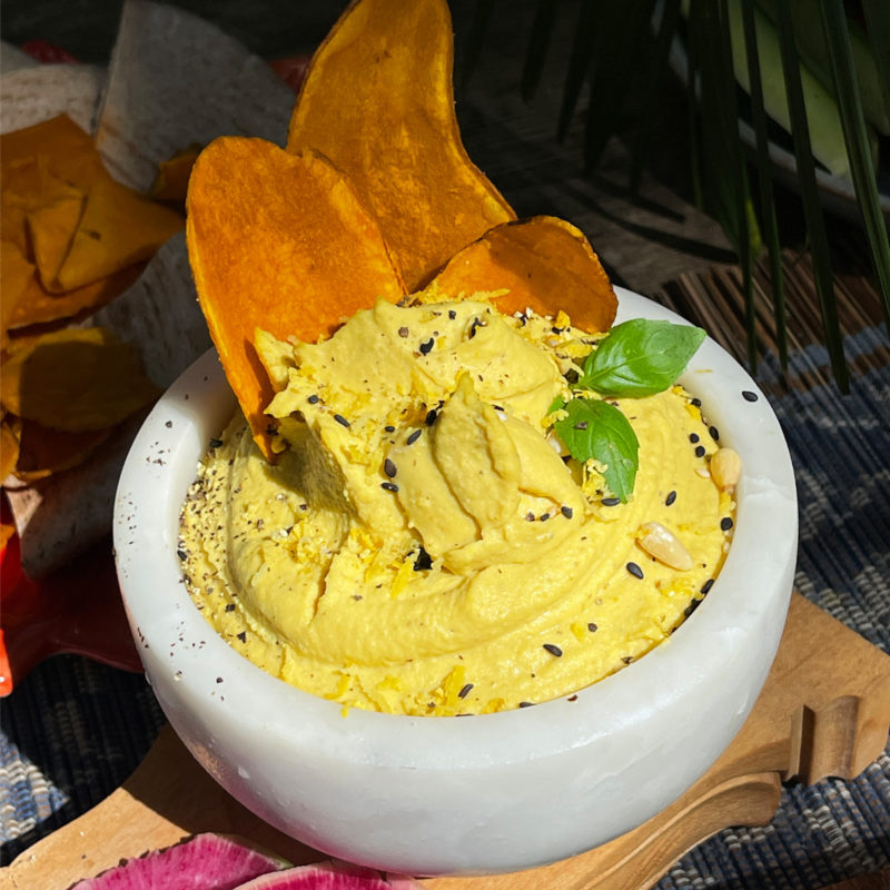 Creamy no-oil classic hummus, made from scratch with no garlic and no onion. Sattvic hummus