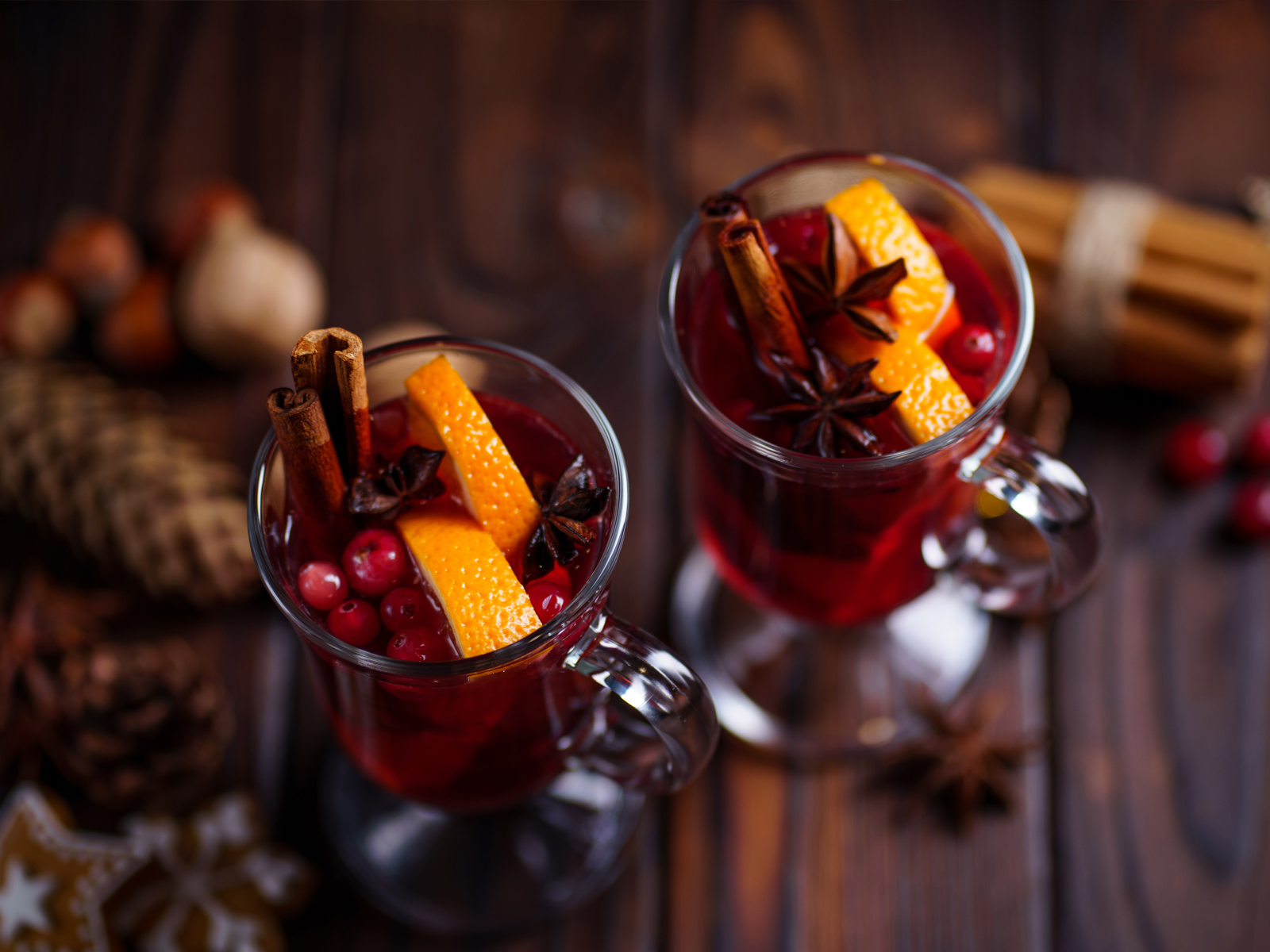 Heart Warmer  Mulled Cranberry Lemon Wine